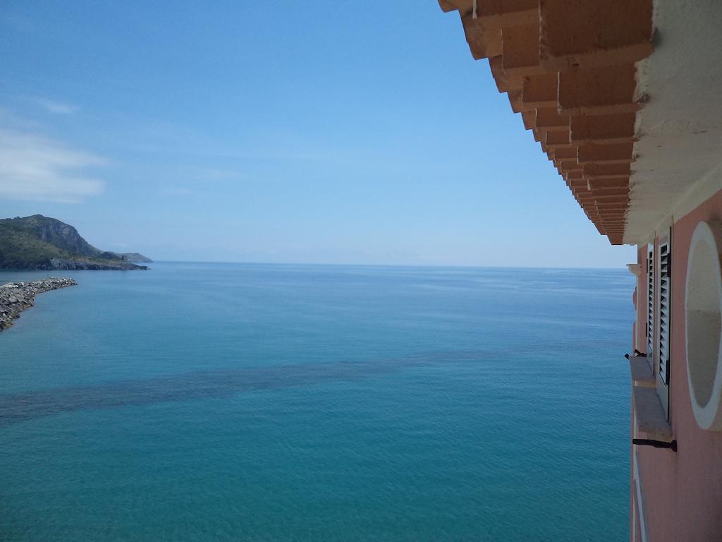 Albergo Tirreno Marina di Camerota Cameră foto